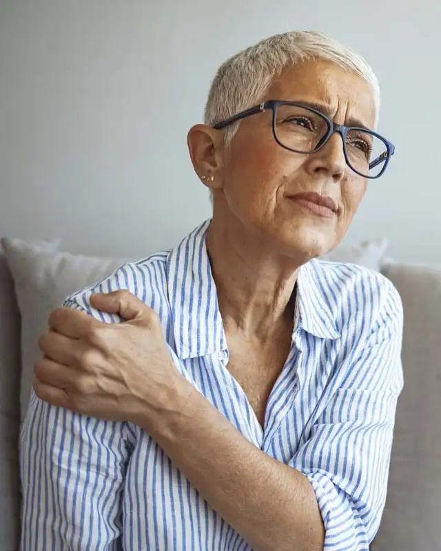 Chronic Pain Boone NC Woman With Shoulder Pain